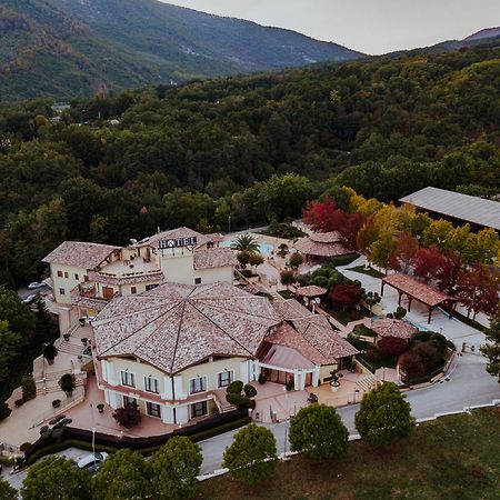 San Raffaele Hotel Restaurant & Resort Castelluccio Superiore Esterno foto