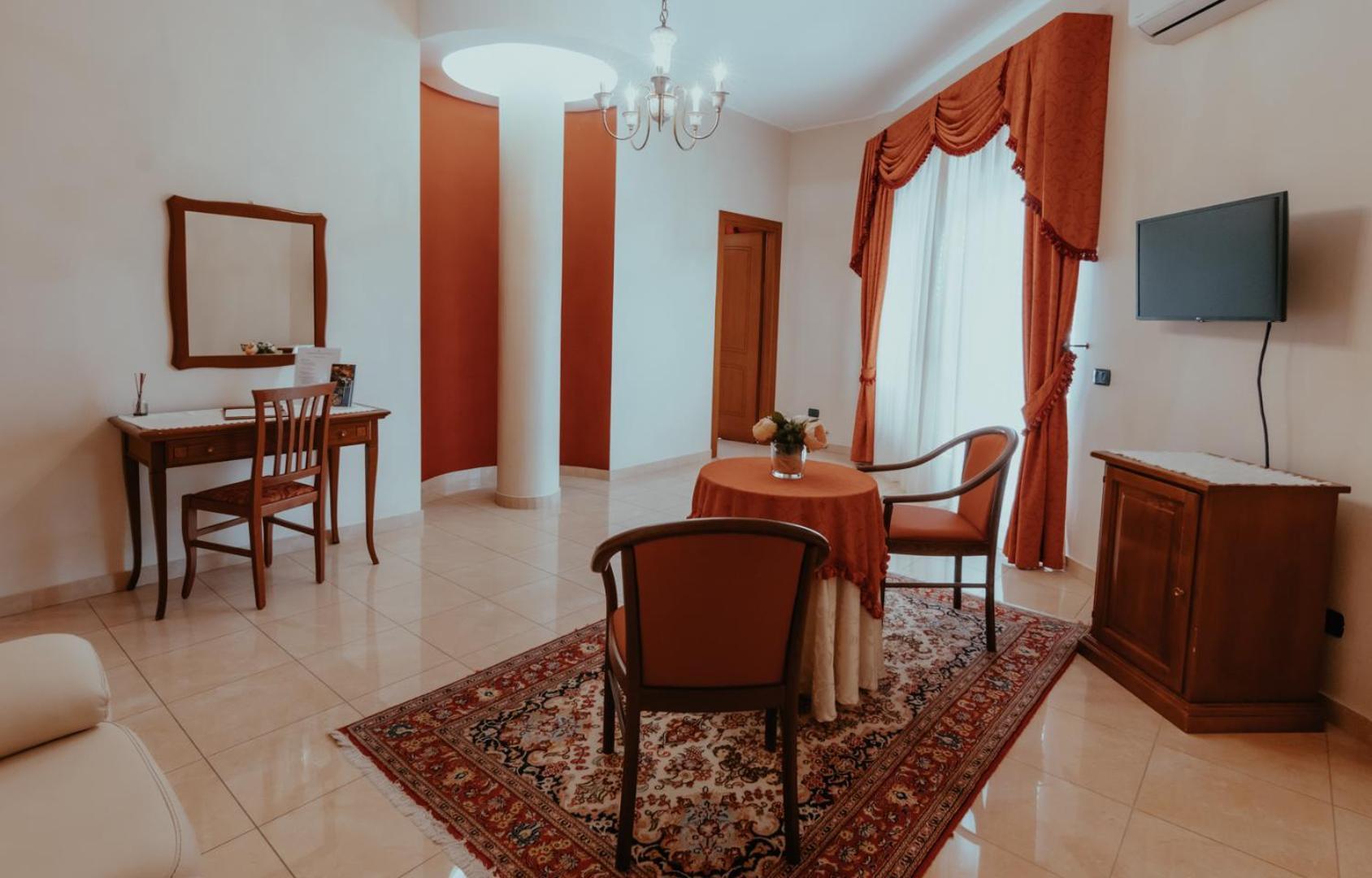 San Raffaele Hotel Restaurant & Resort Castelluccio Superiore Esterno foto